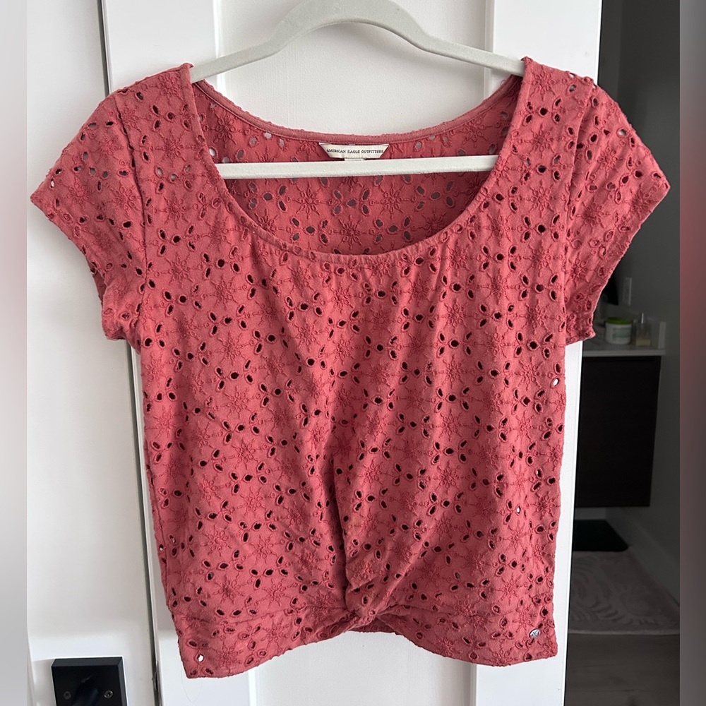 American Eagle Twist Shirt Sleeve Floral Eyelet Top